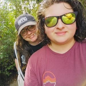 Meet your Posher, Alika